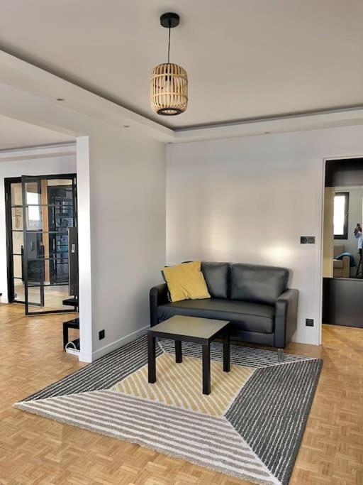 Magnifique Appartement Neuilly Sur Marne Entre Paris Et Disneyland Exterior foto